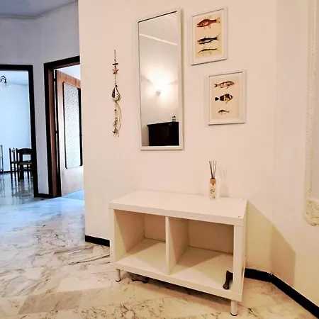 Casa Marina - Spacious In Apartman Rapallo
